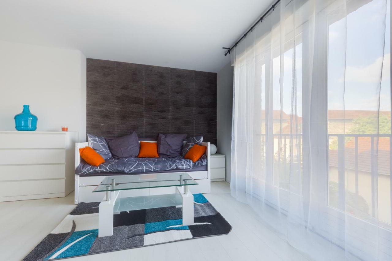 Modern Apart City Mantes-la-Jolie Exterior foto